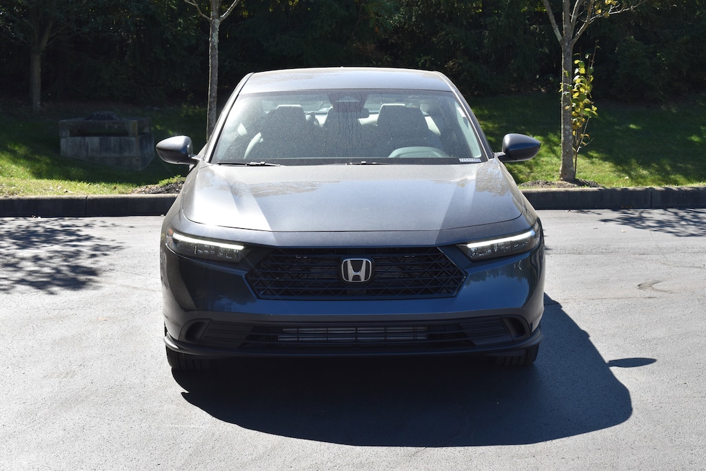 New 2025 Honda Accord LX Sedan