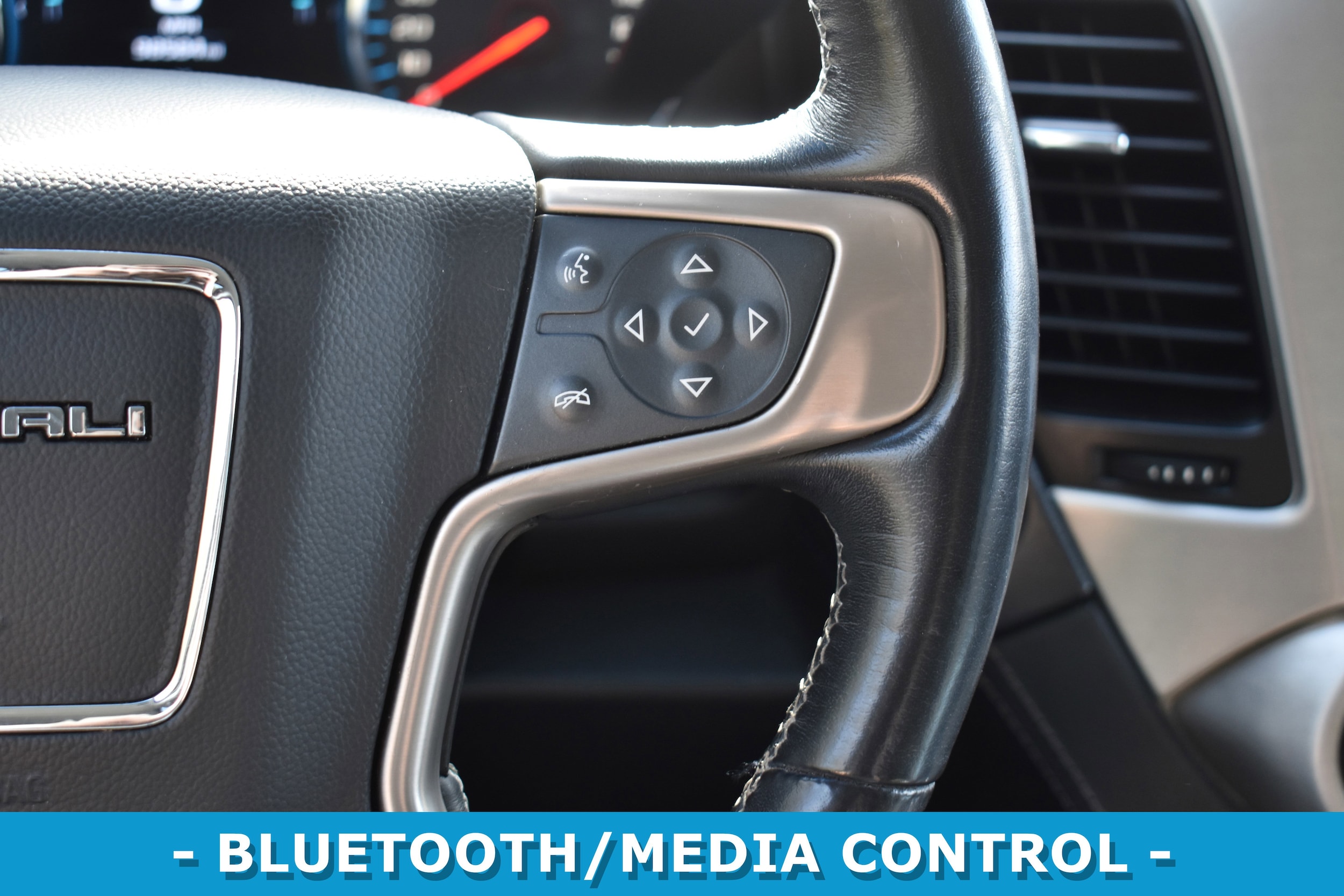 2019 GMC Yukon Denali - Photo 14