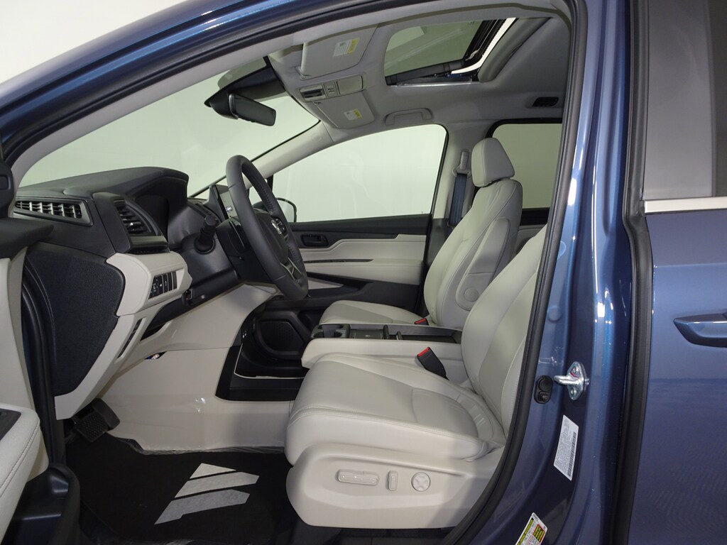 New 2026 Honda Odyssey EX-L Van Passenger