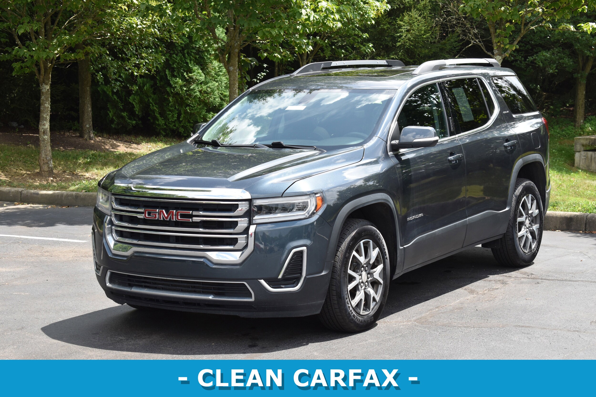2020 Gmc Acadia SLE photo 3
