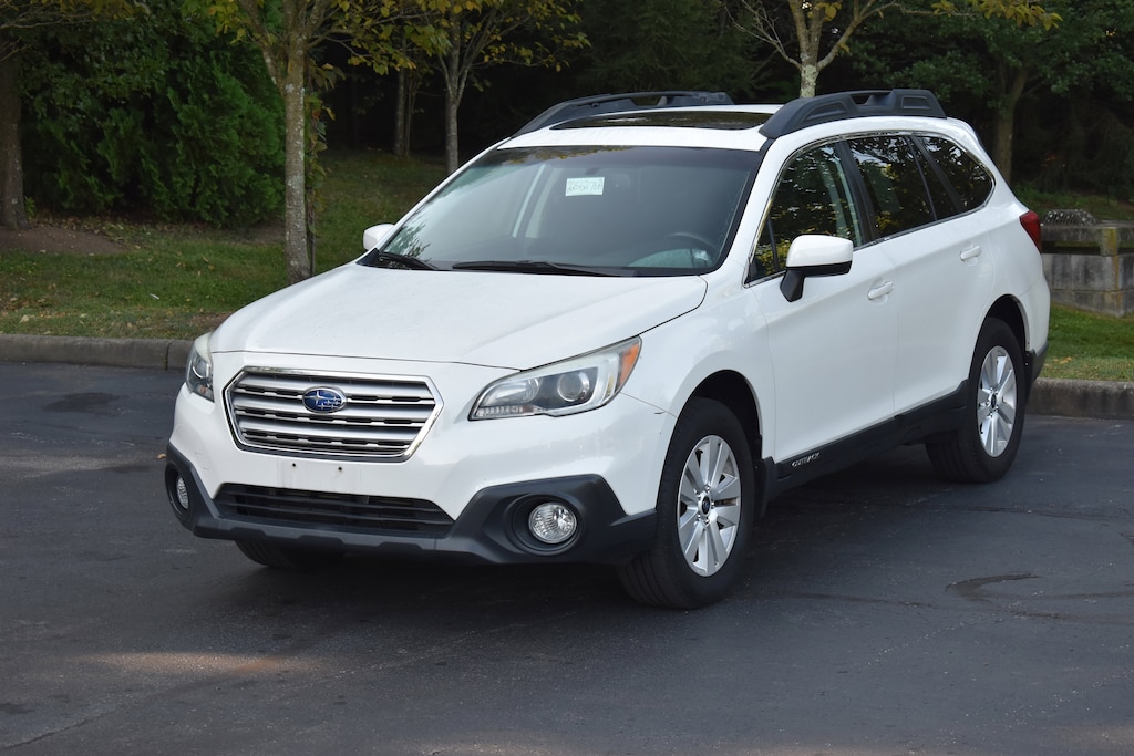 Used 2015 Subaru Outback 2.5i Premium w/ Moonroof/Power Rear Gate SUV