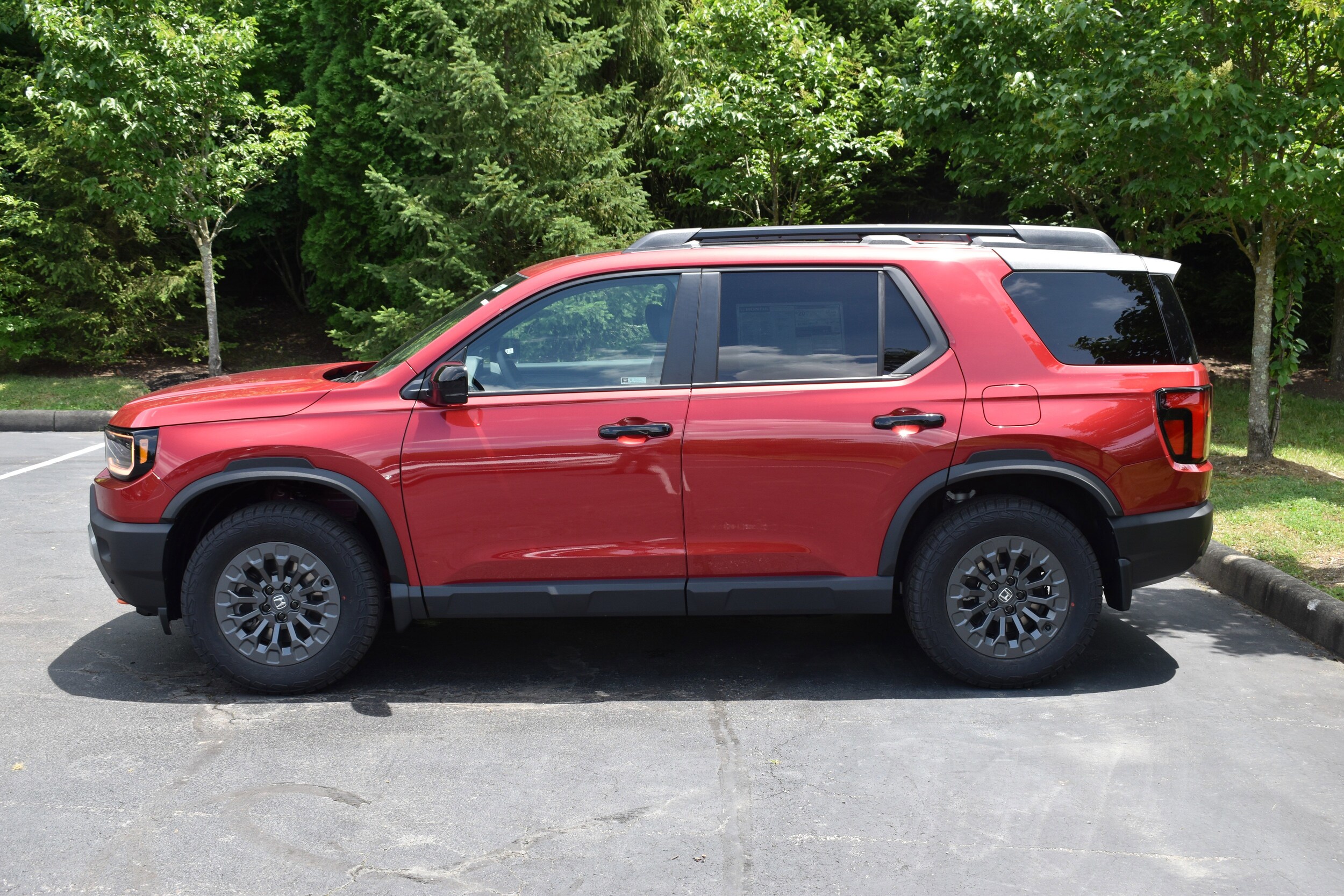 2026 Honda Passport TrailSport photo 4