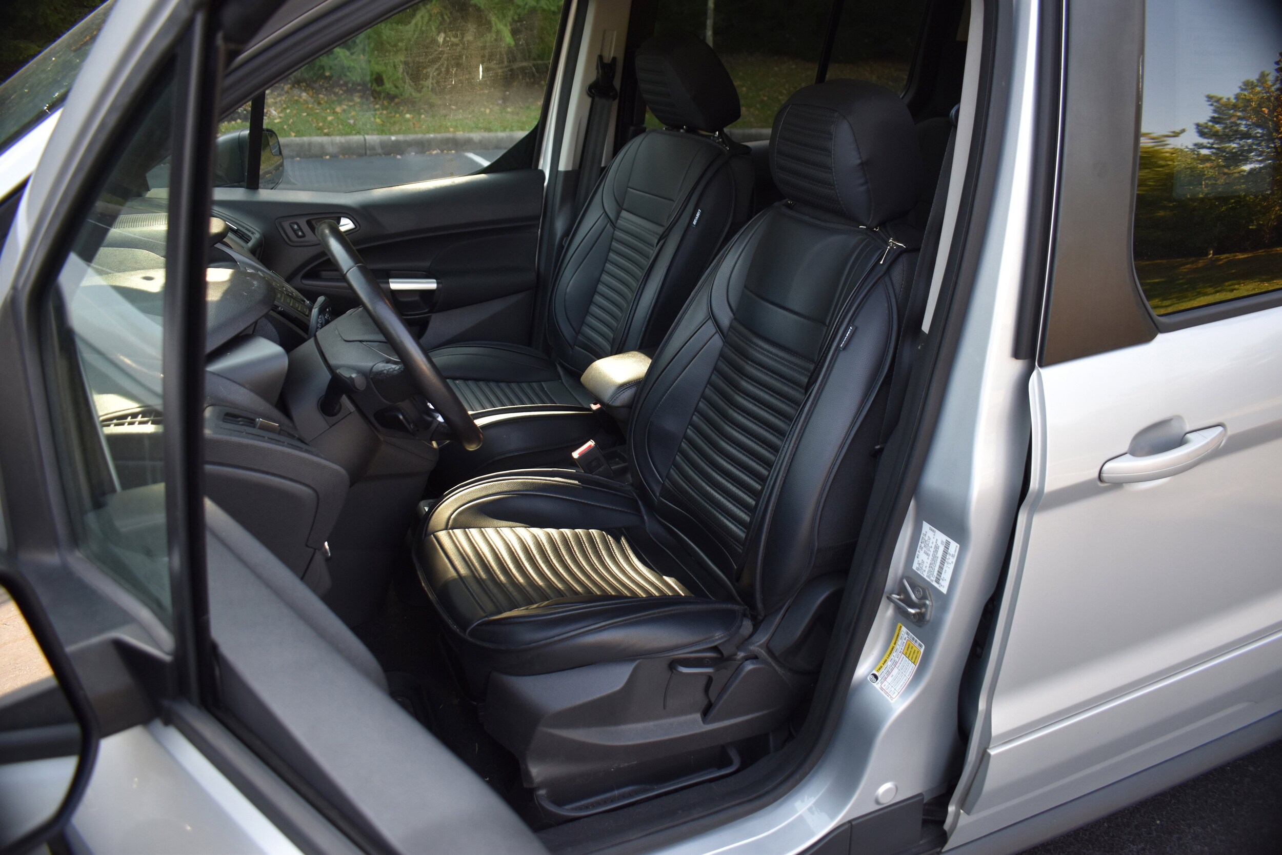 2016 Ford Transit Connect XLT Wagon photo 3