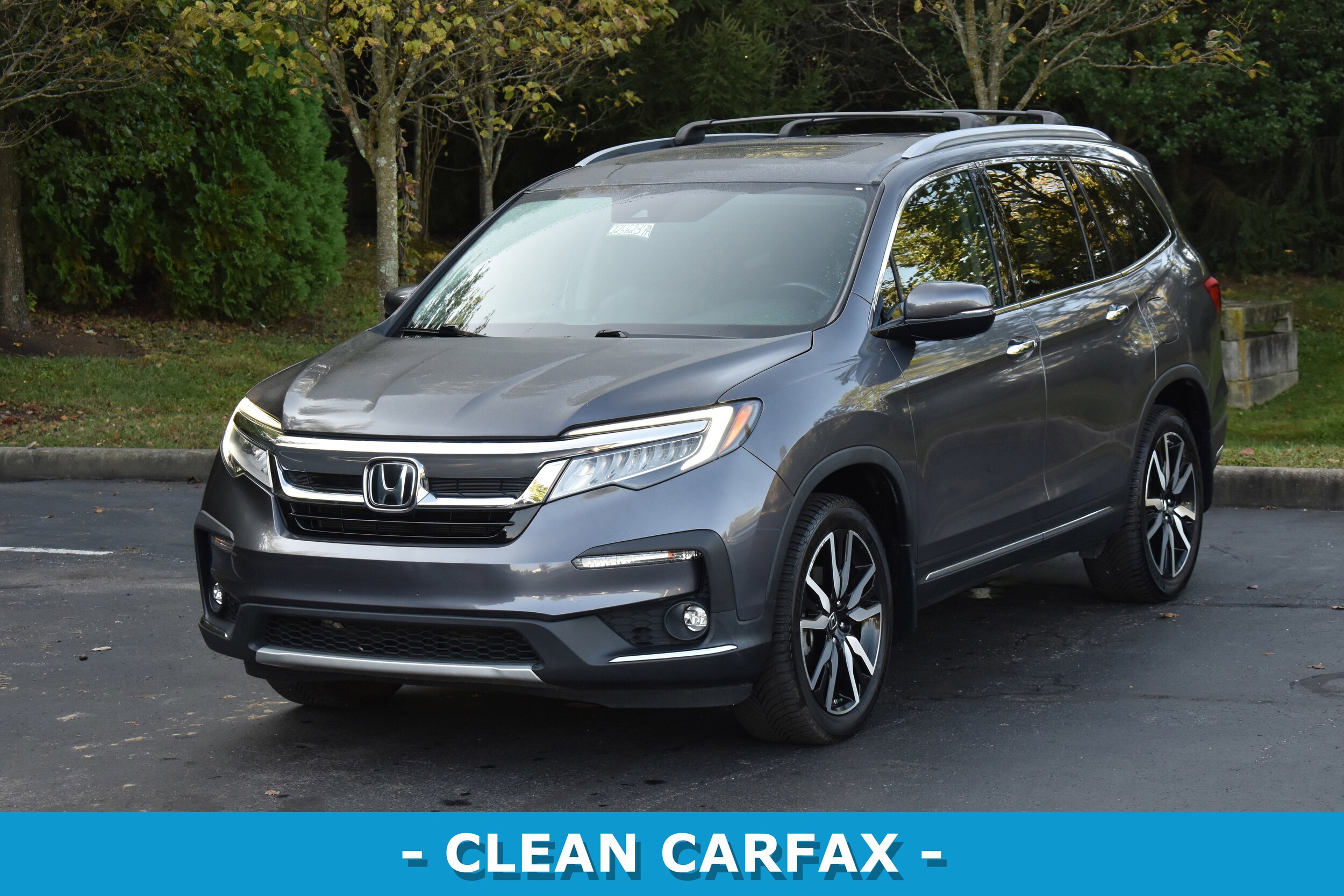 2022 Honda Pilot Touring photo 3