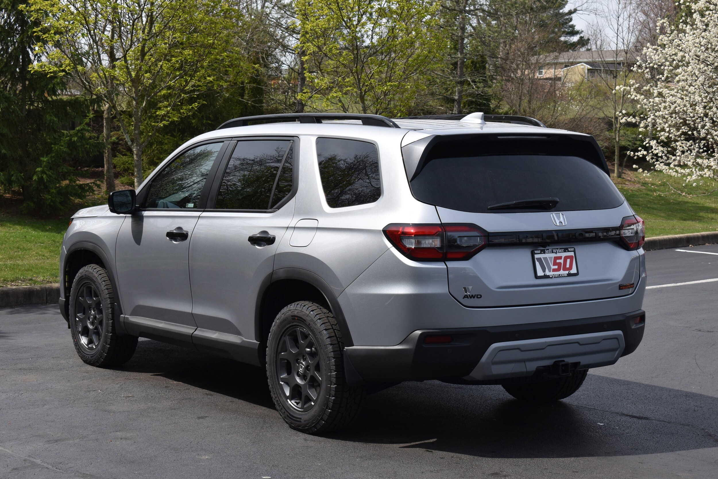 2025 Honda Pilot TrailSport photo 4