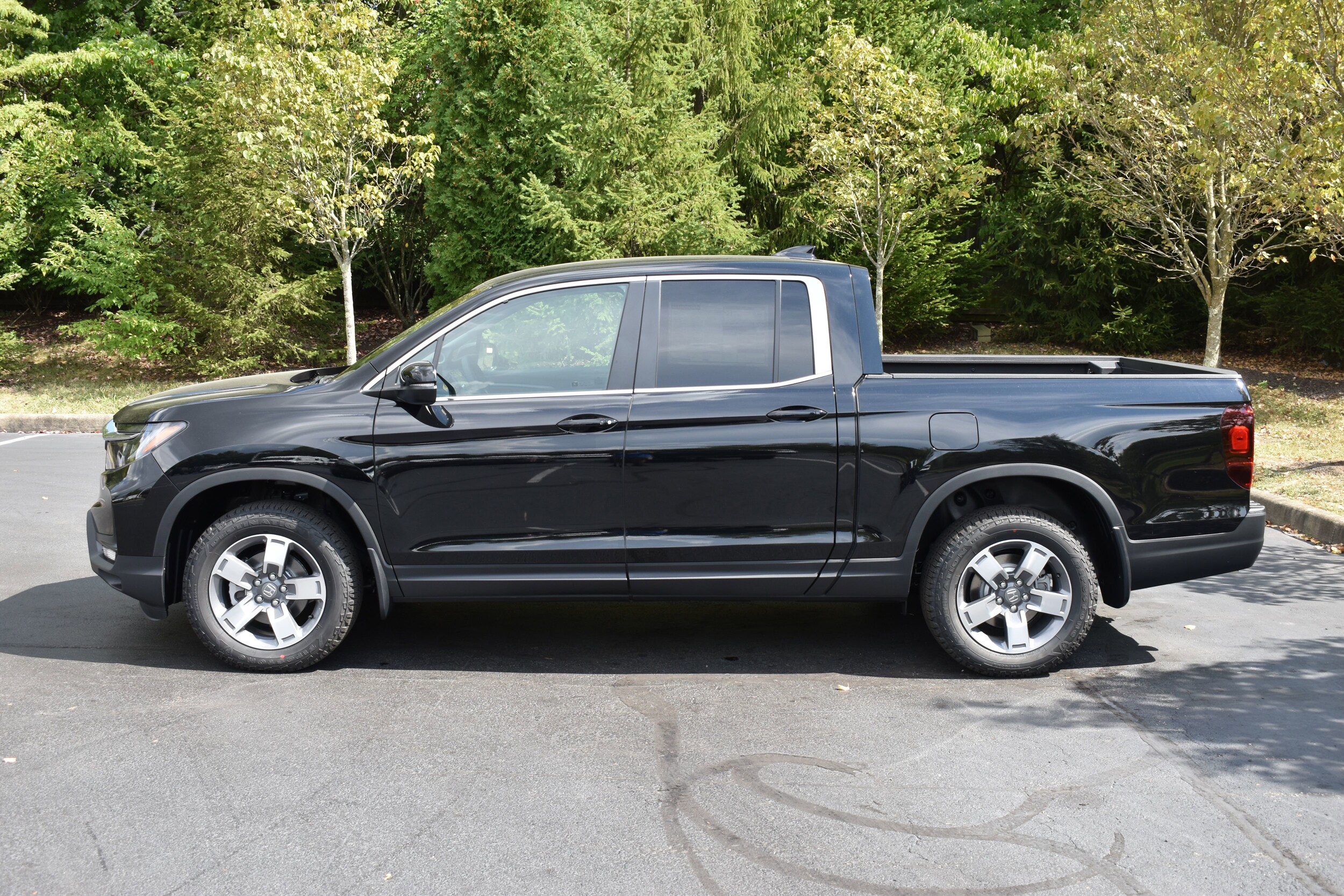 2025 Honda Ridgeline RTL photo 4