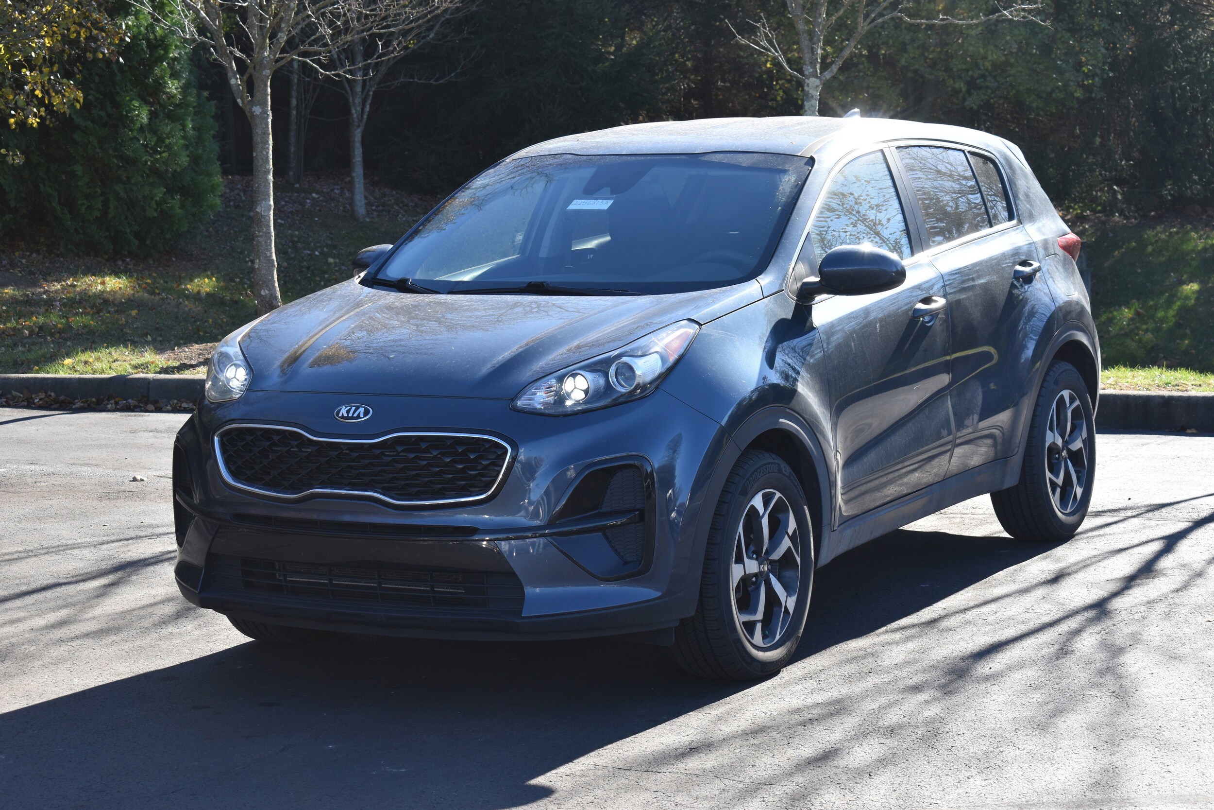 2022 Kia Sportage LX photo 2