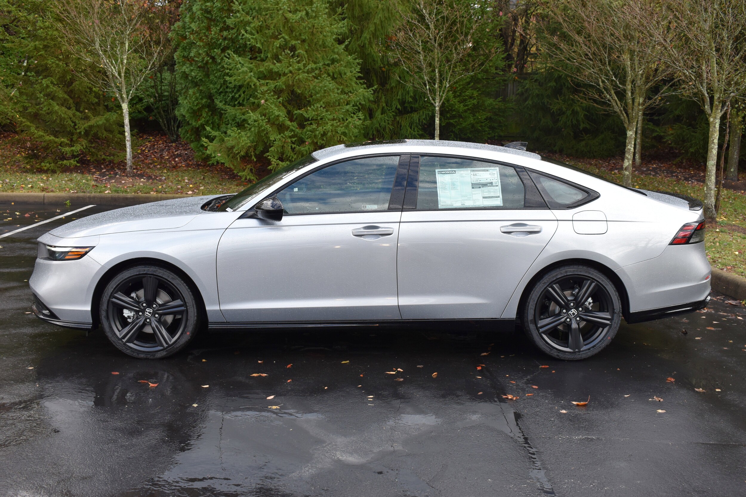 2025 Honda Accord Hybrid Sport-L photo 4