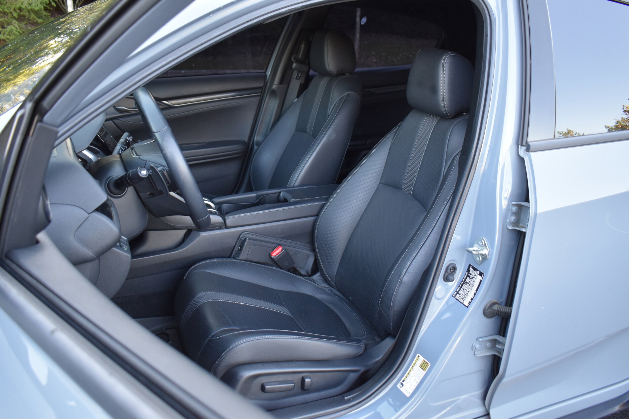 2021 Honda Civic Sport Touring Hatchback photo 3