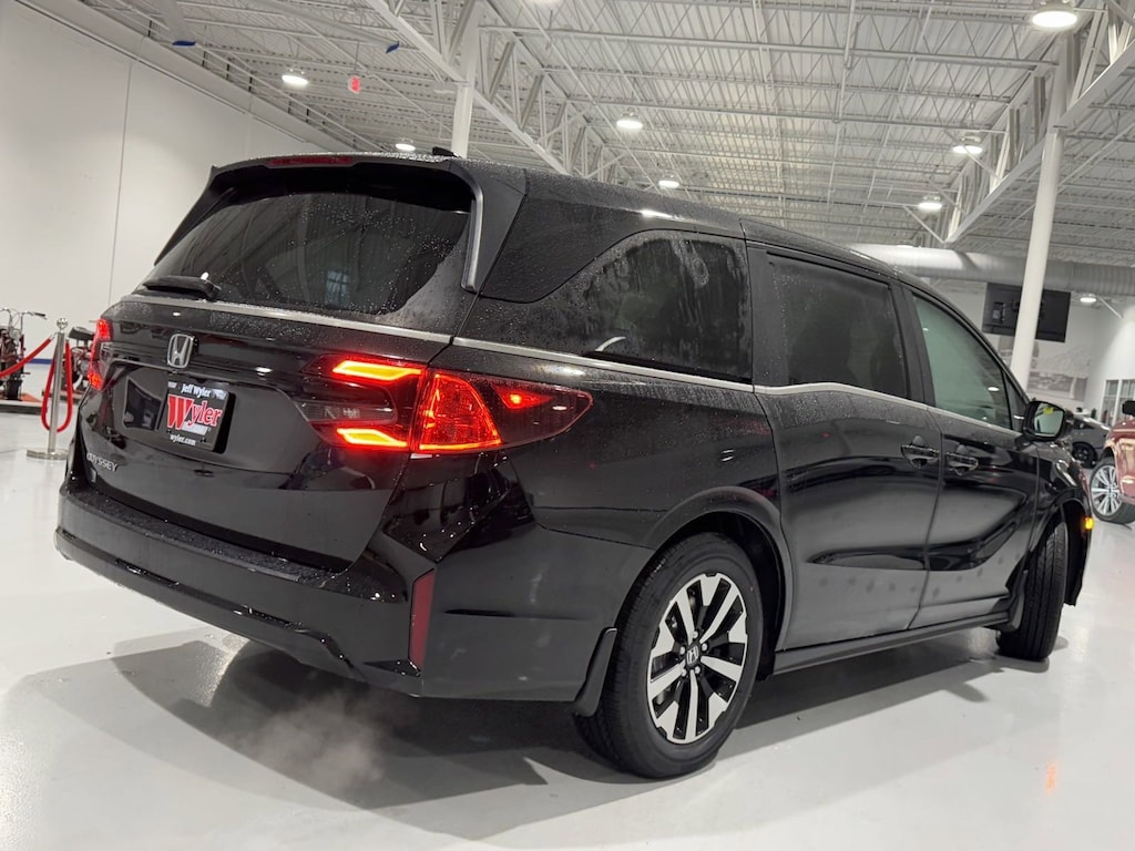 New 2026 Honda Odyssey EX-L Van Passenger