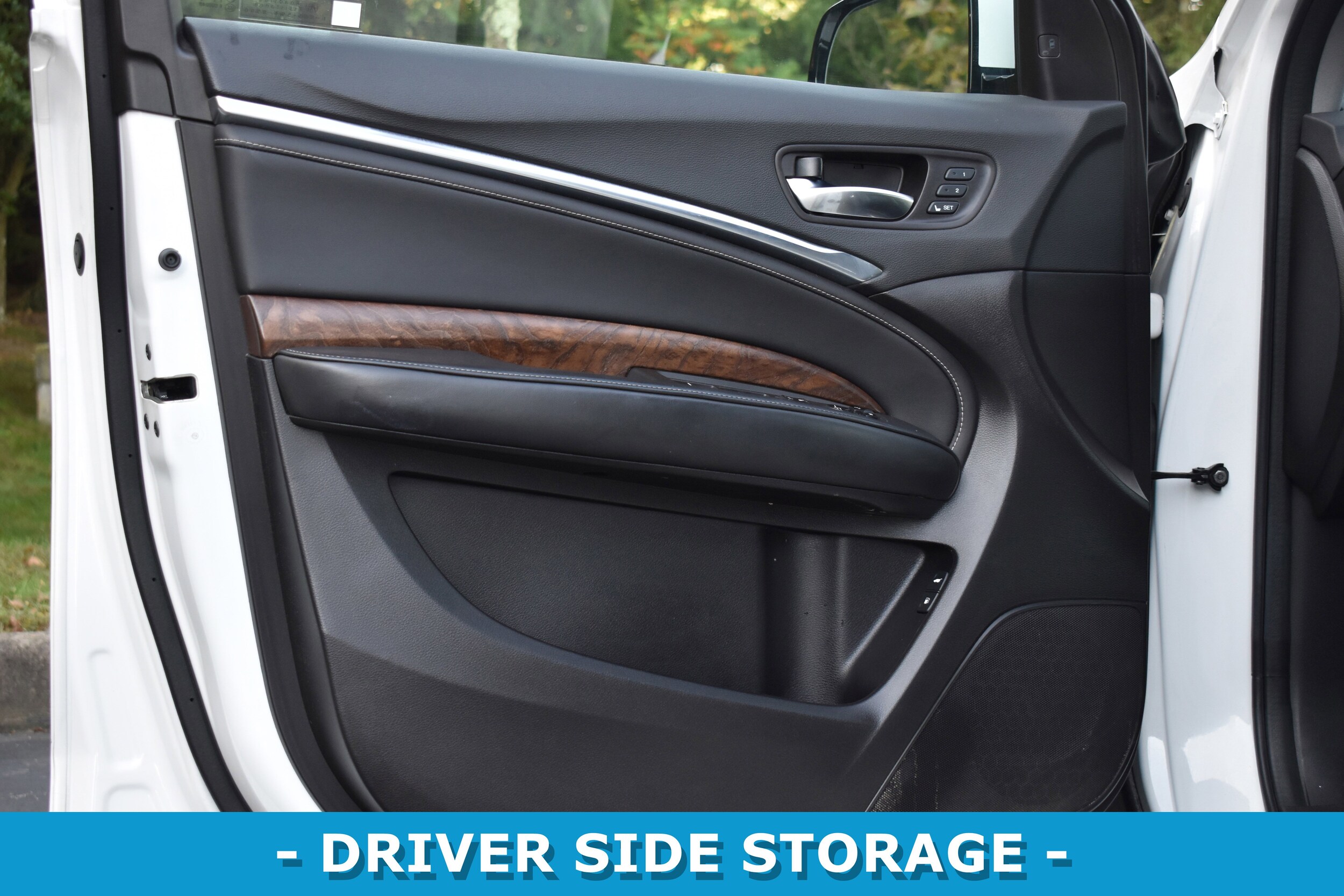2020 Acura MDX Advance Entertainment photo 3