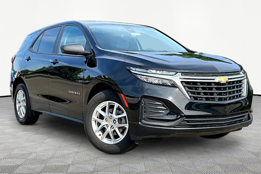 Used 2023 Chevrolet Equinox LS w/1LS SUV