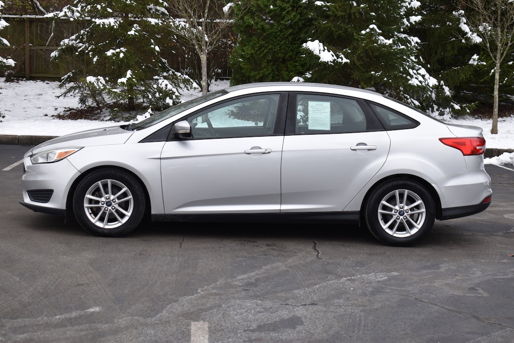 Used 2015 Ford Focus SE Sedan