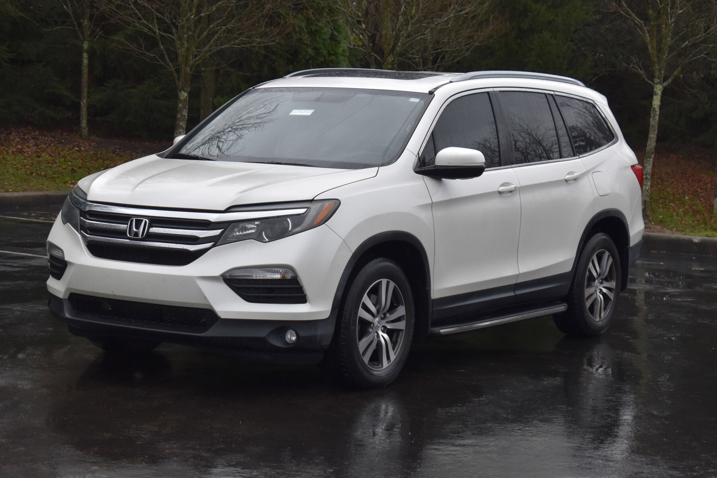 2016 Honda Pilot EX-L photo 2