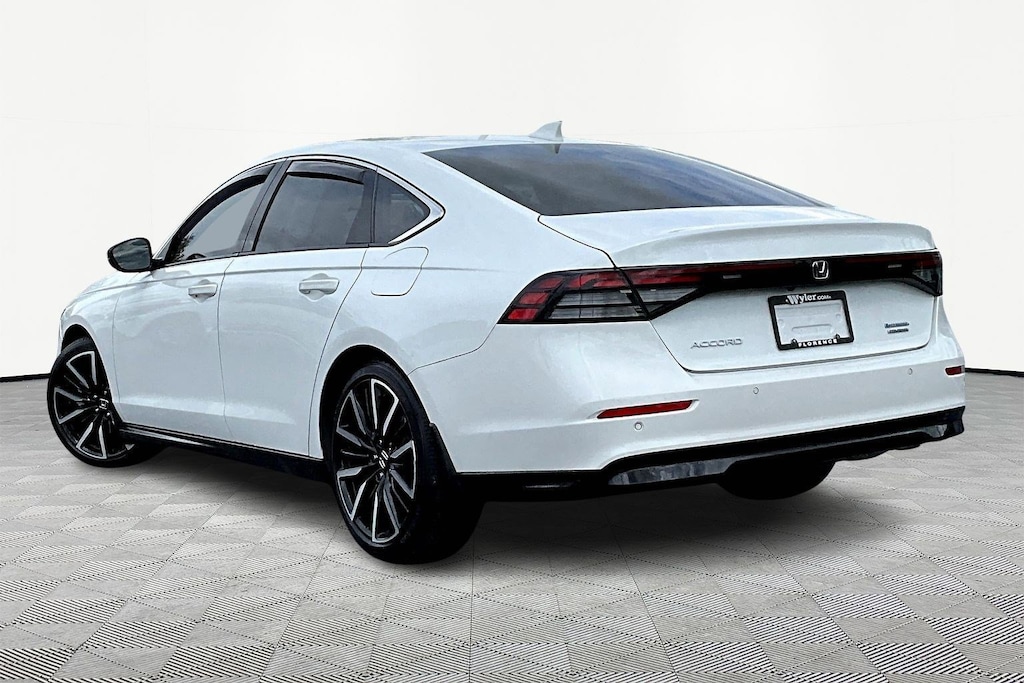 Certified 2024 Honda Accord Hybrid Touring Sedan