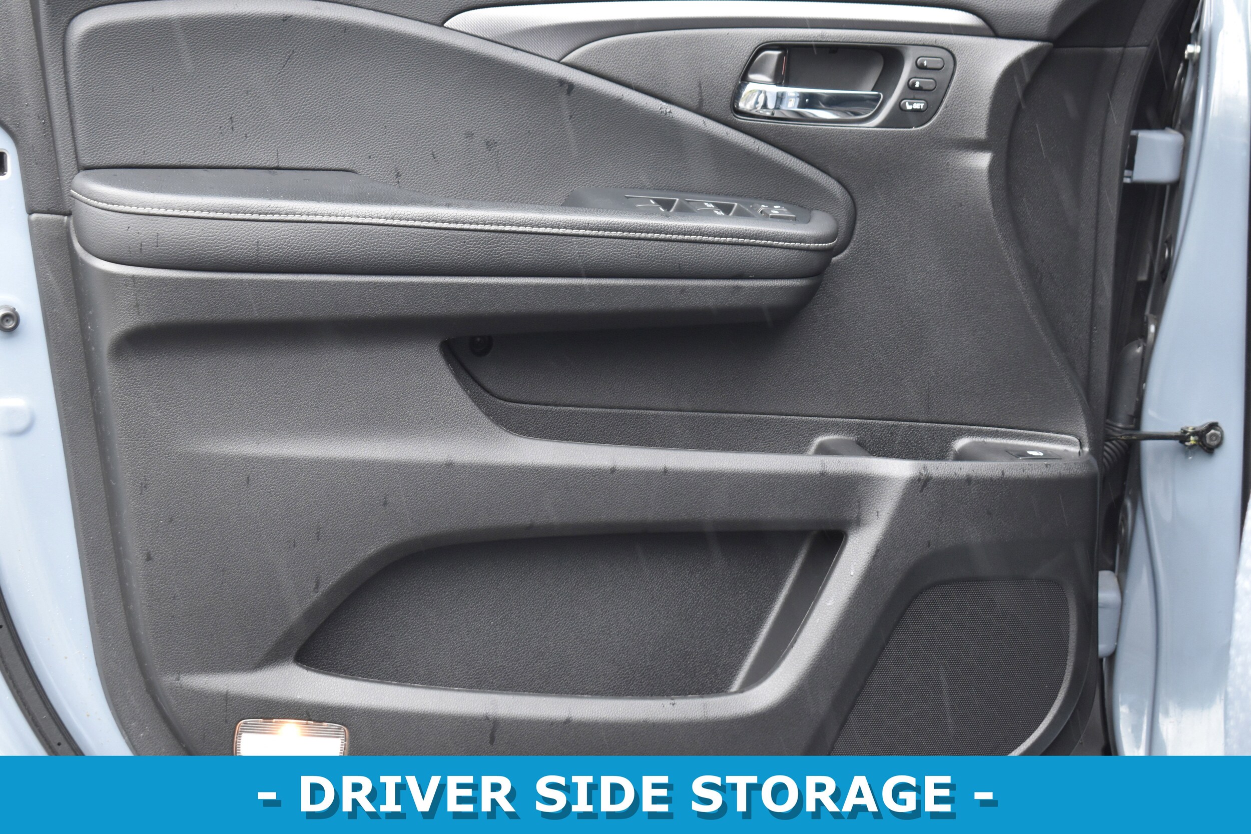 2022 Honda Ridgeline RTL-E photo 3