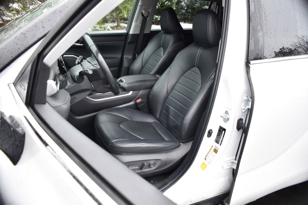 Used 2023 Toyota Highlander L SUV