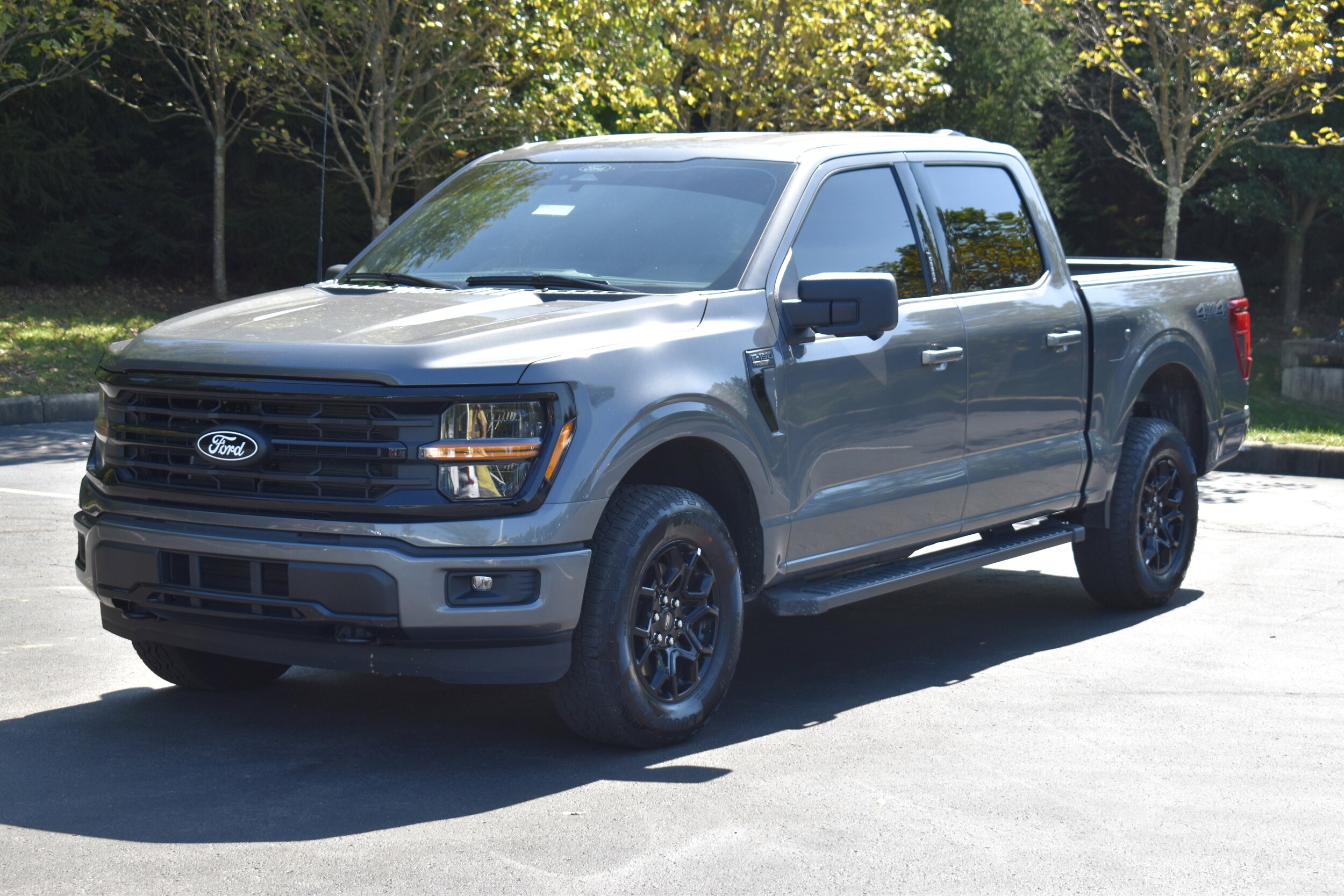 2024 Ford F-150 XLT photo 3