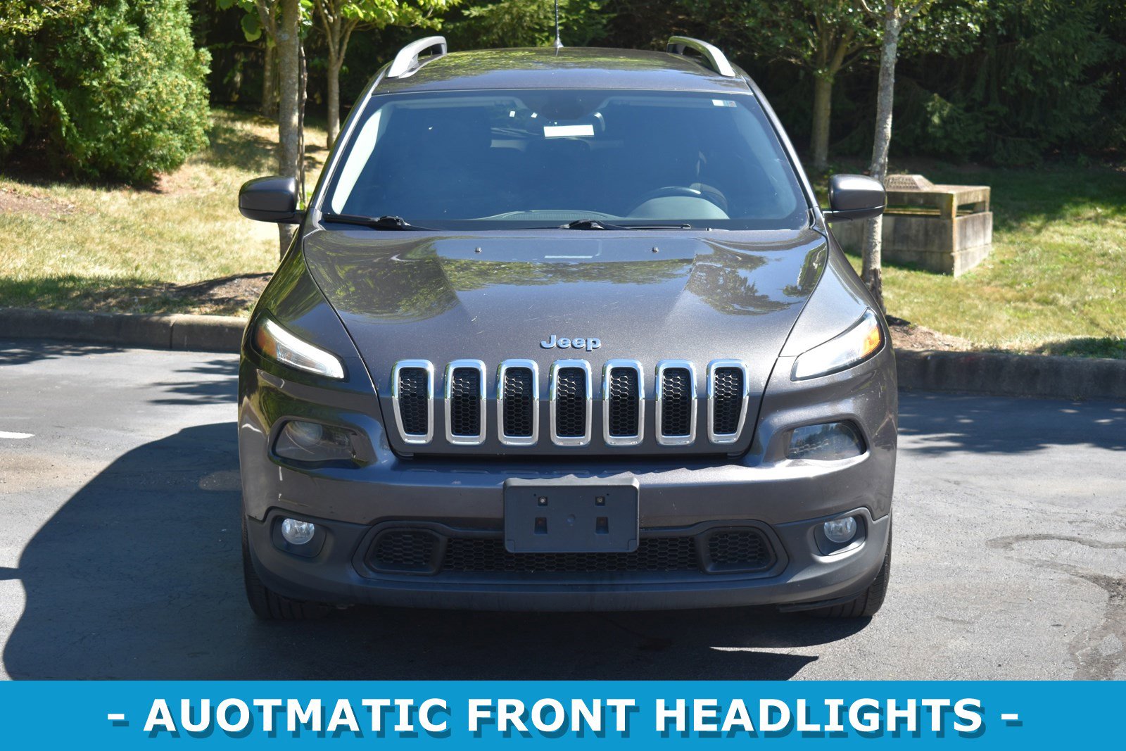 Used 2016 Jeep Cherokee Latitude with VIN 1C4PJLCB7GW200715 for sale in Florence, KY