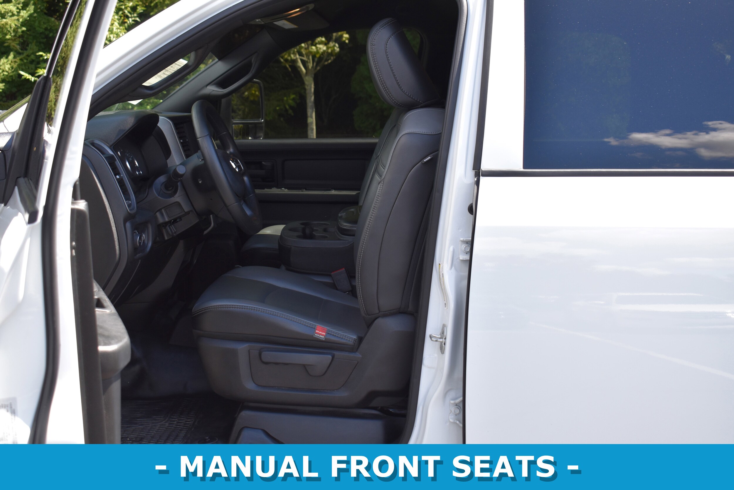 2024 Ram 2500 Tradesman photo 4