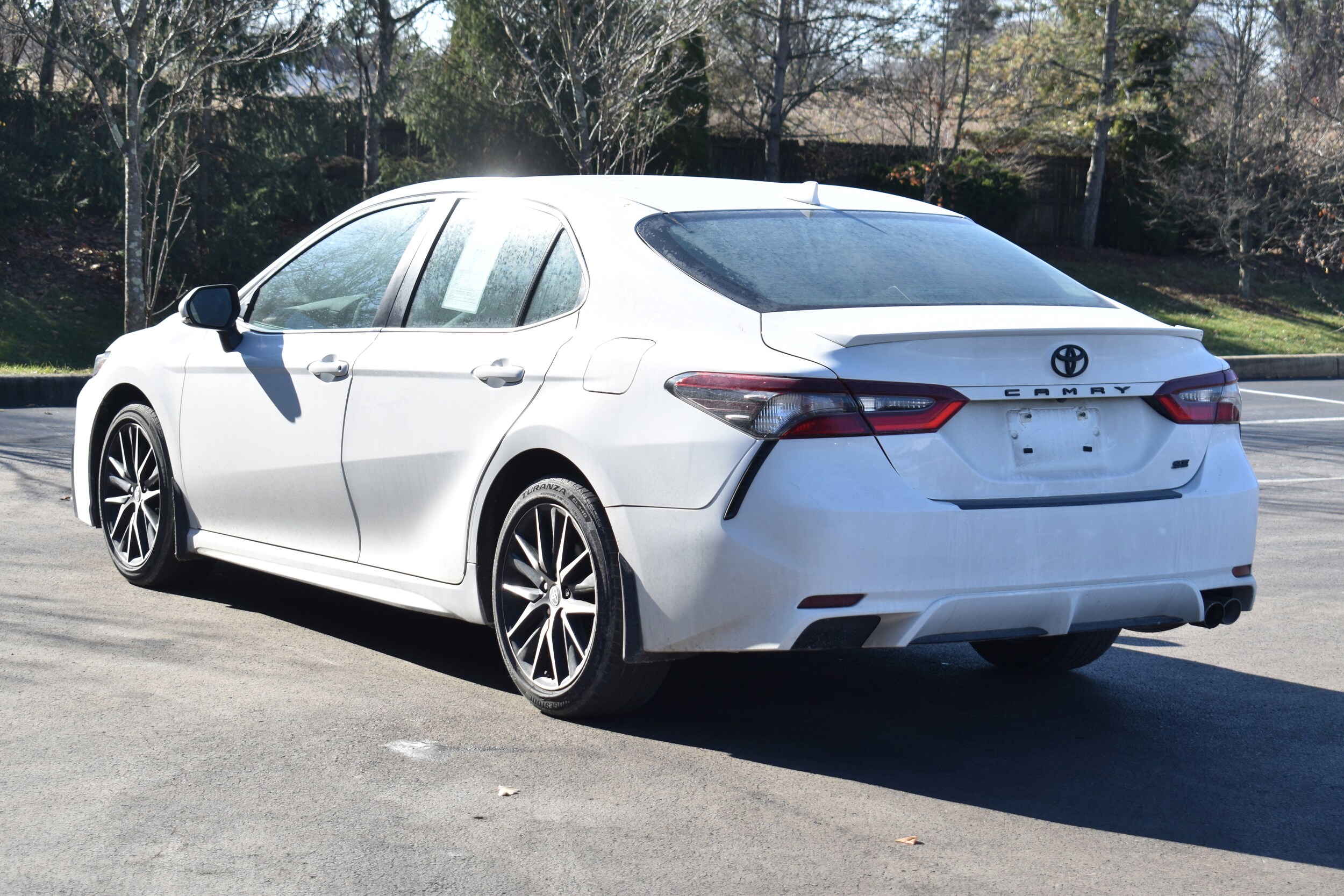 2024 Toyota Camry SE photo 4