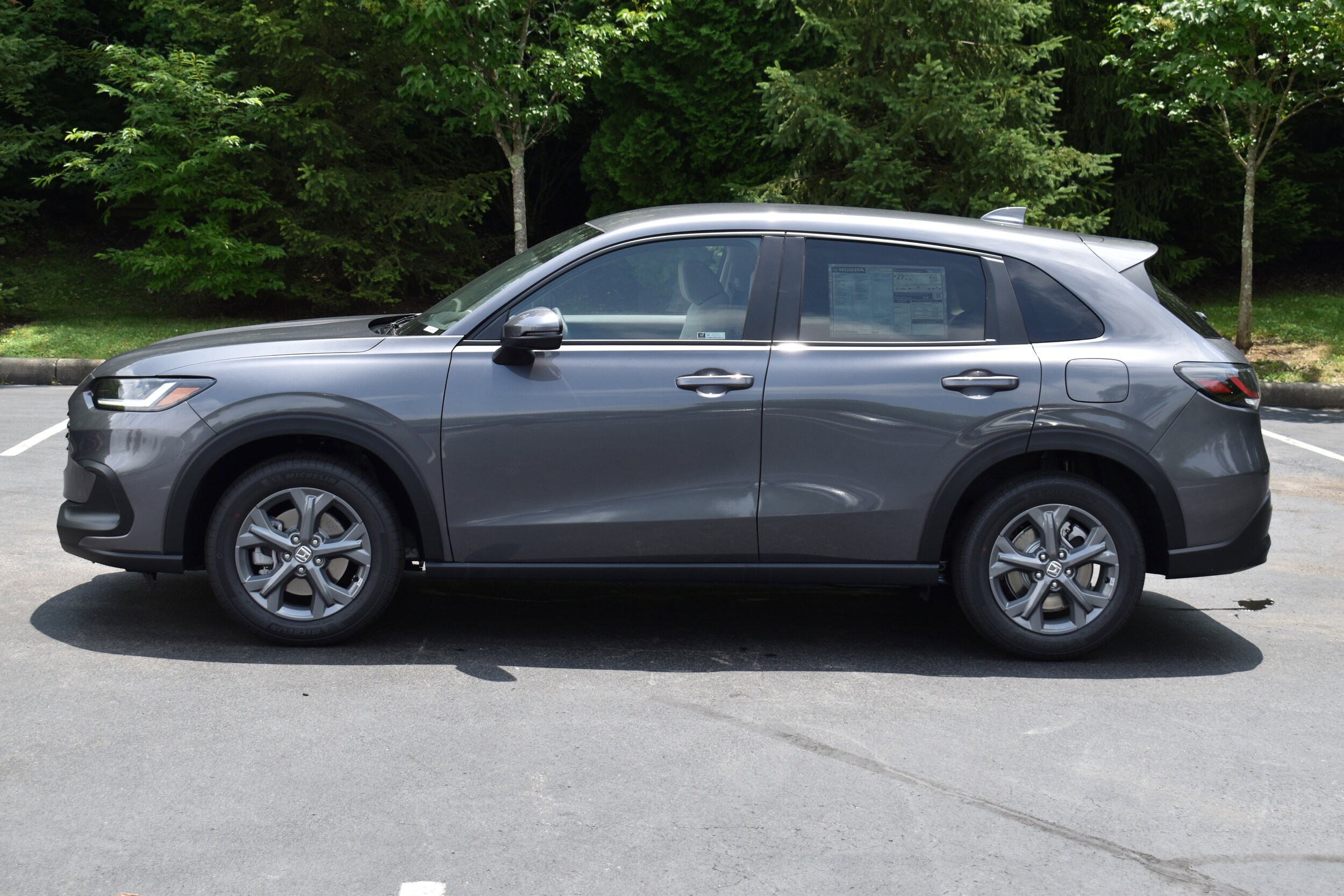 2026 Honda HR-V LX photo 4