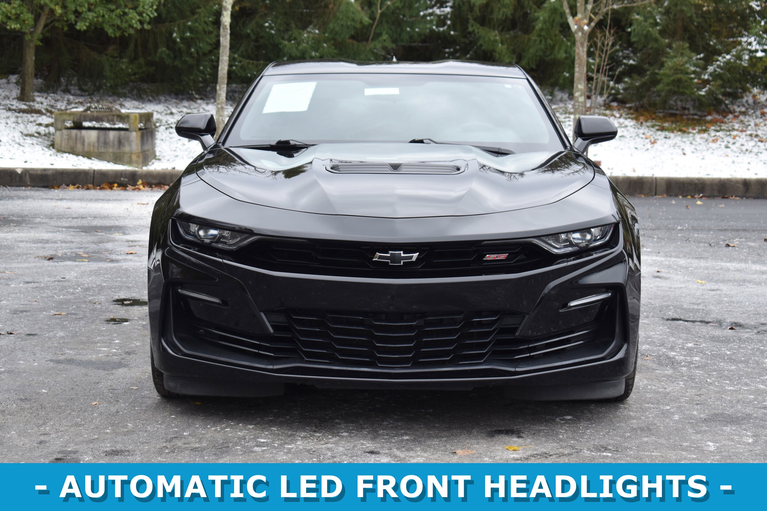 2021 Chevrolet Camaro Coupe photo 2