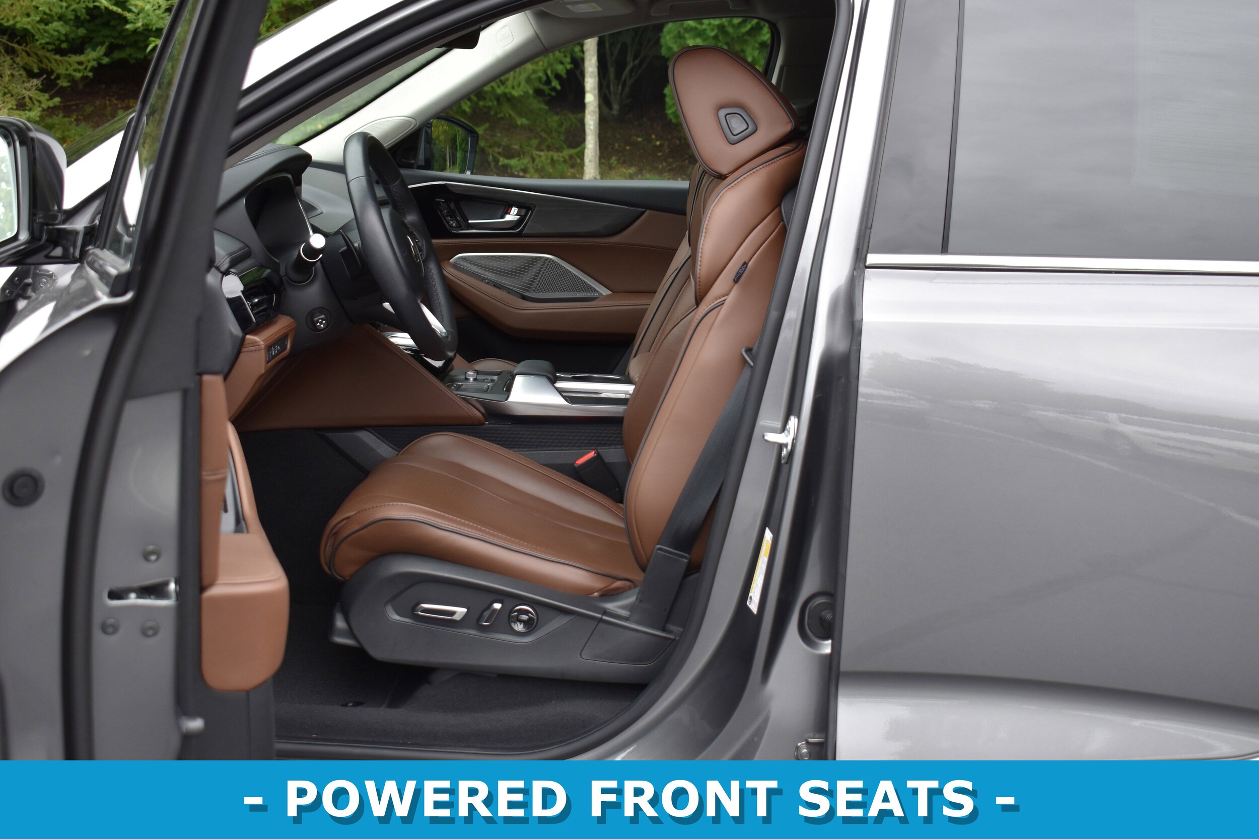 2024 Acura MDX SH-AWD Advance photo 4