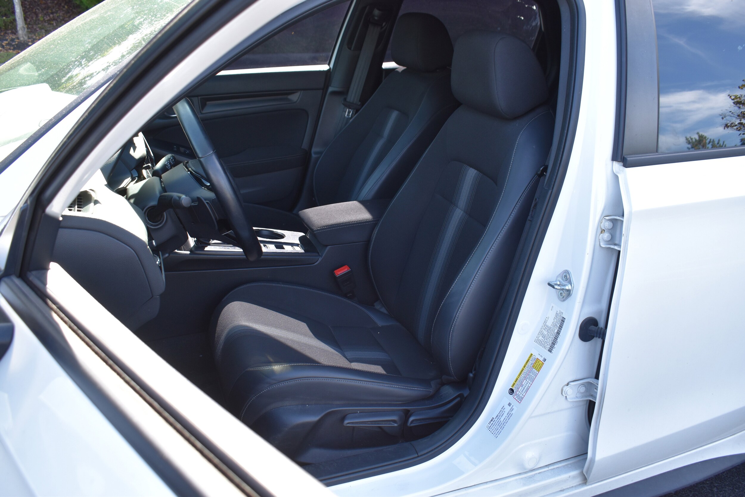2023 Honda Civic Sport Hatchback photo 3