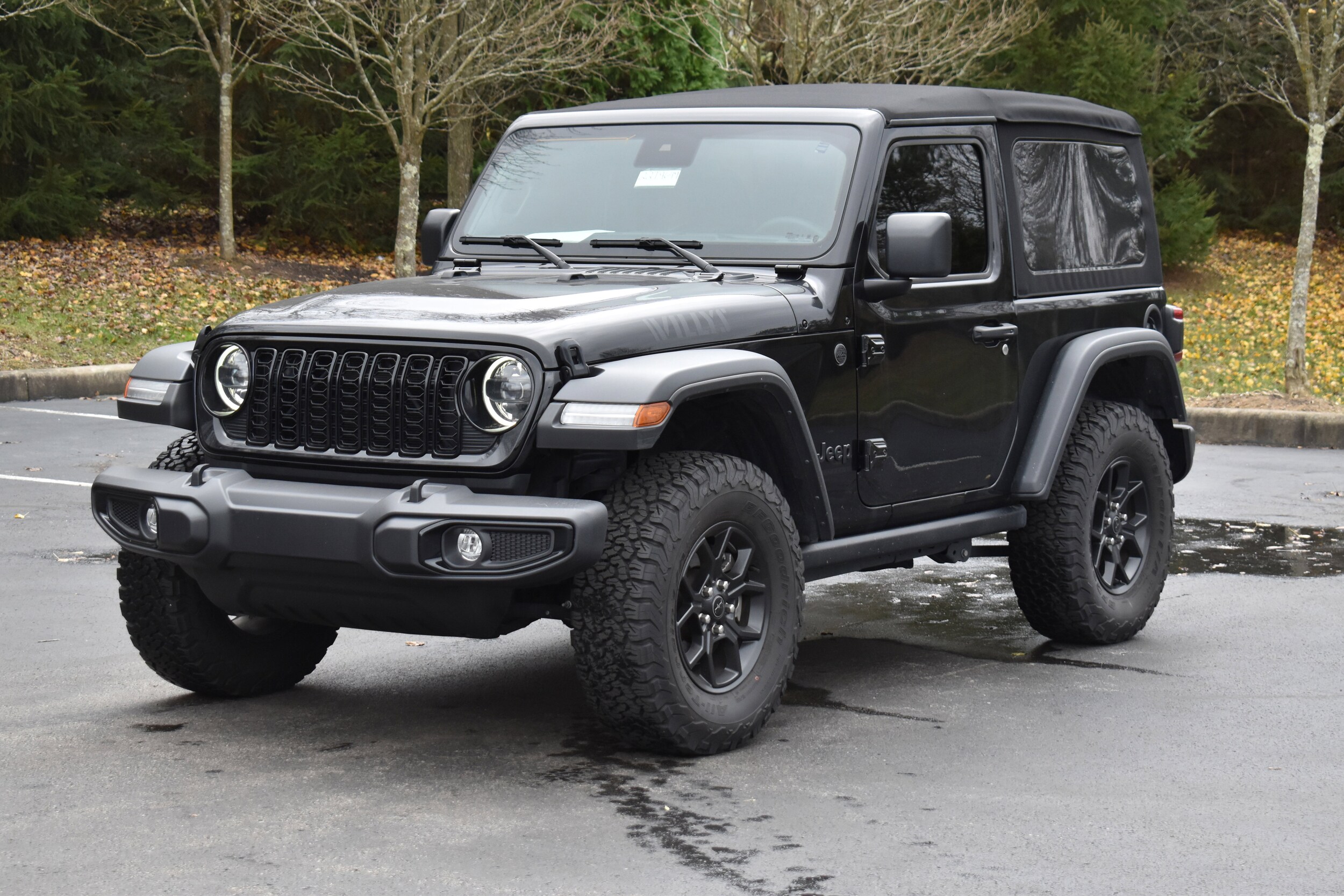 2024 Jeep Wrangler Sport Willys photo 2