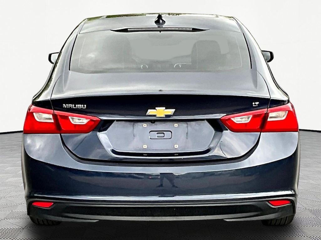 Used 2016 Chevrolet Malibu LT w/1LT Sedan