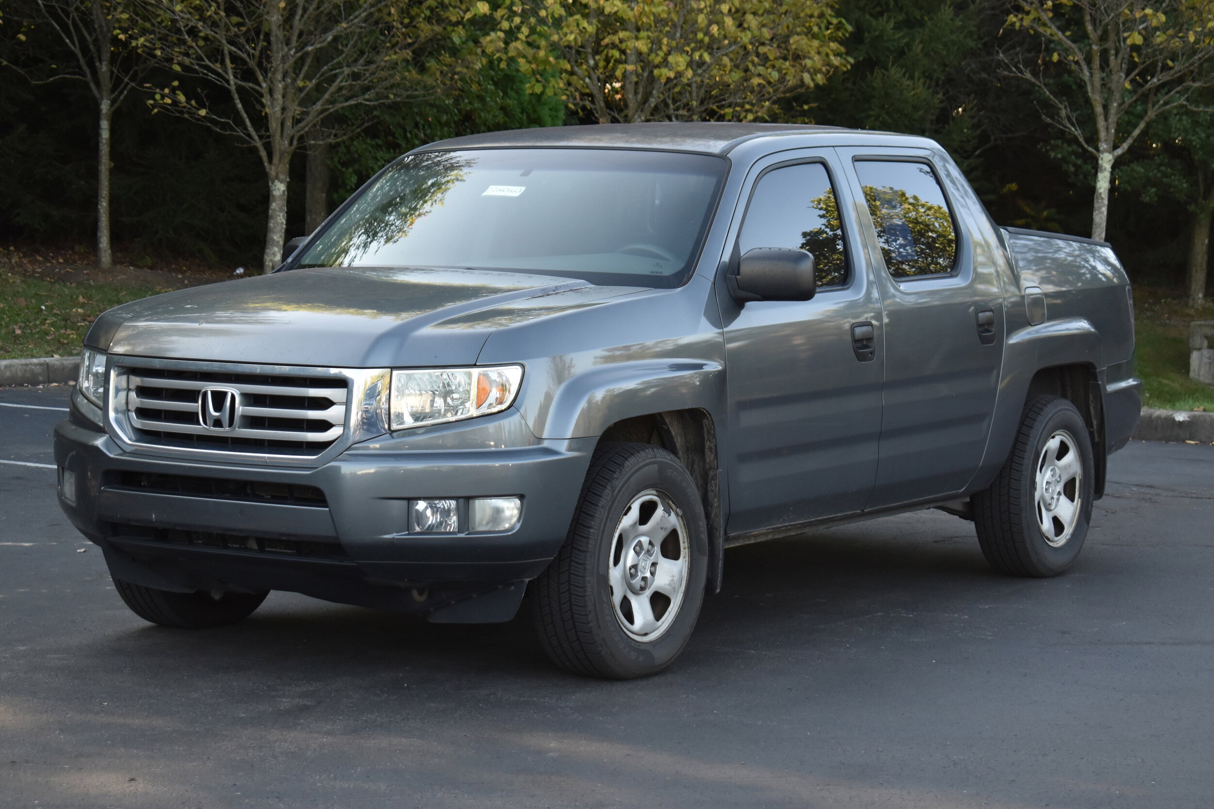 2012 Honda Ridgeline RT photo 2