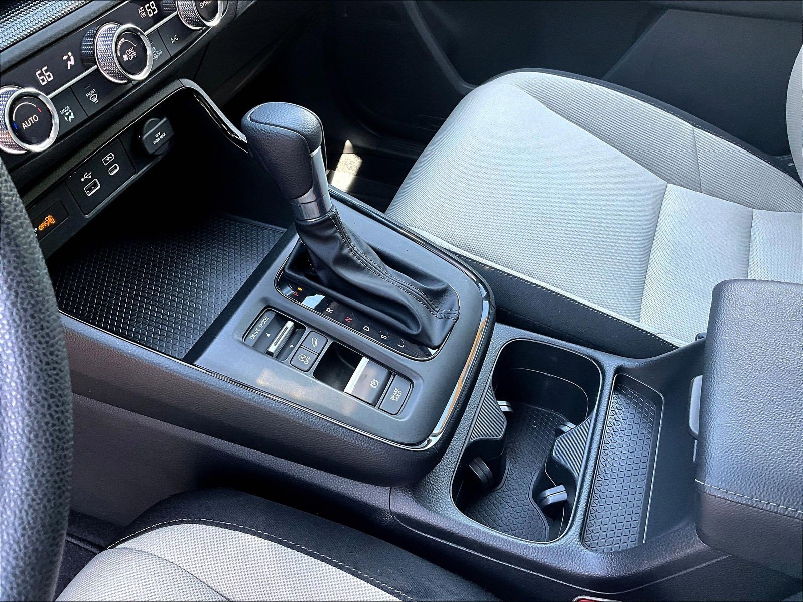 2024 Honda CR-V EX - Photo 19