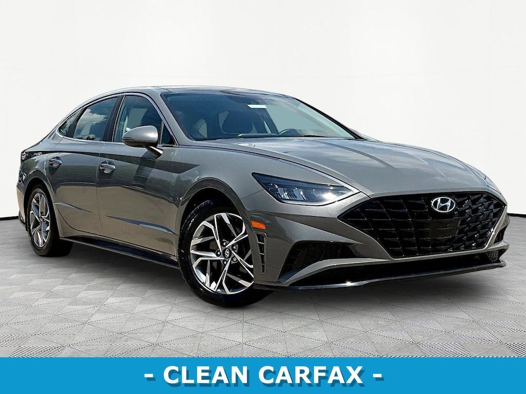Used 2022 Hyundai Sonata SEL Sedan