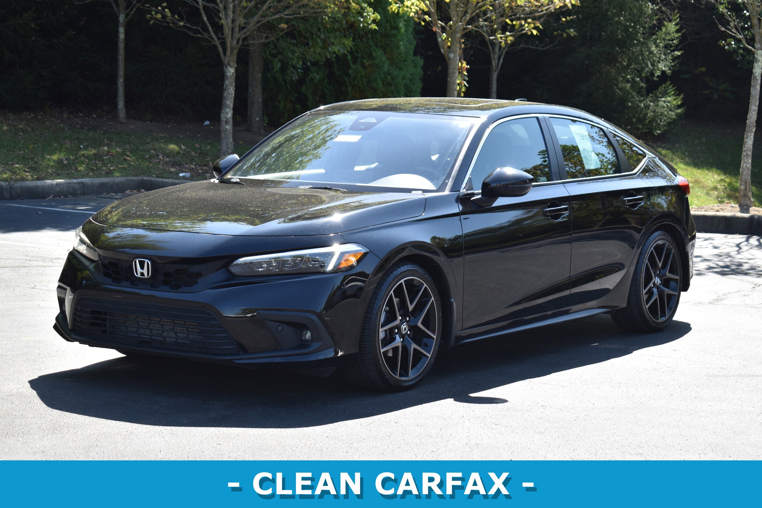 2022 Honda Civic Sport Touring Hatchback photo 3