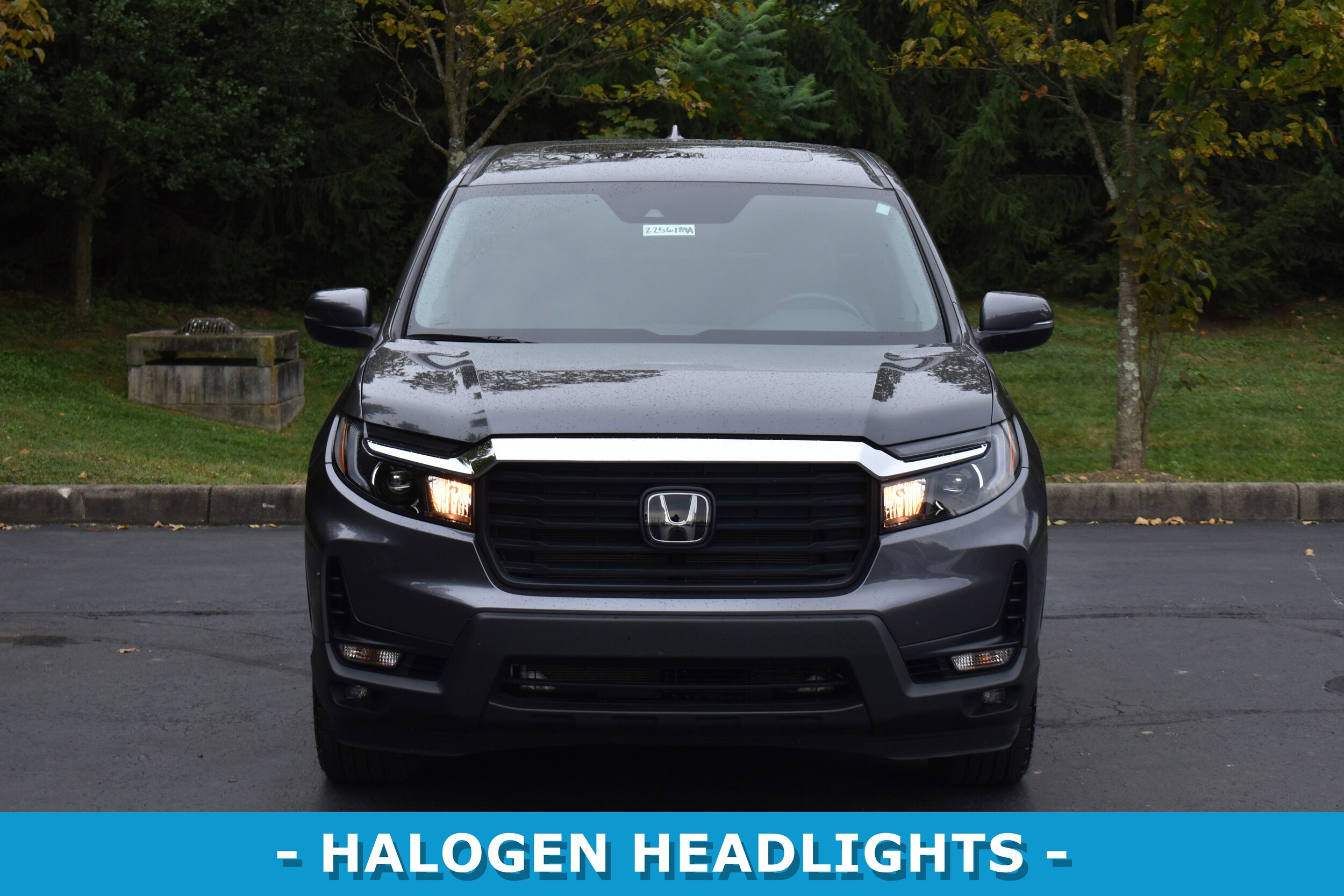 2023 Honda Ridgeline RTL photo 2