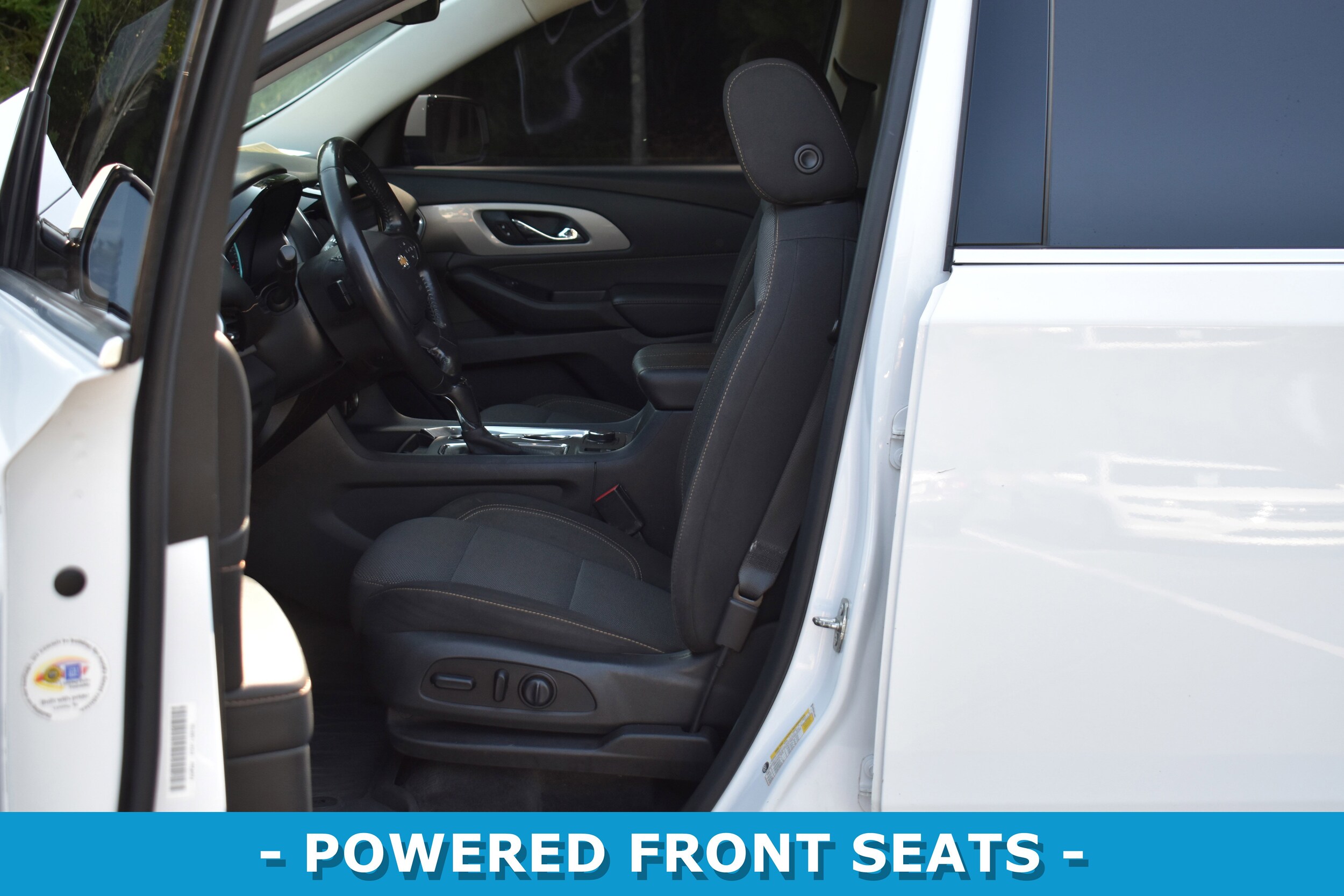 2020 Chevrolet Traverse Cloth 1LT photo 4