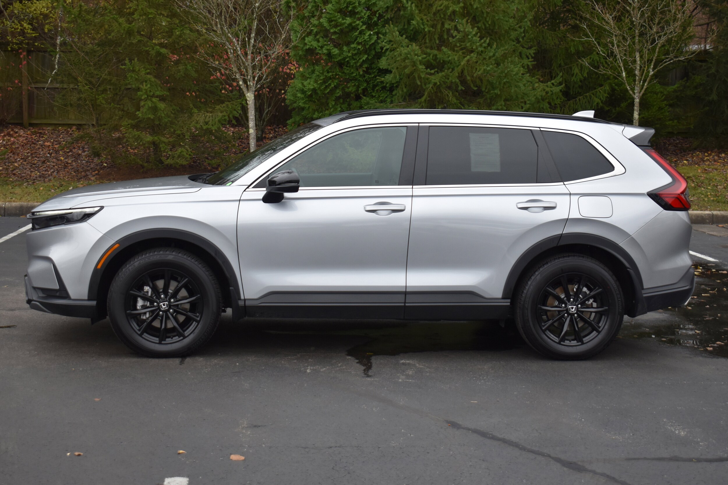 2025 Honda CR-V Hybrid Sport-L photo 3