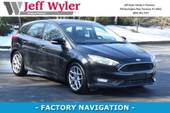 2015 Ford Focus SE Hatchback