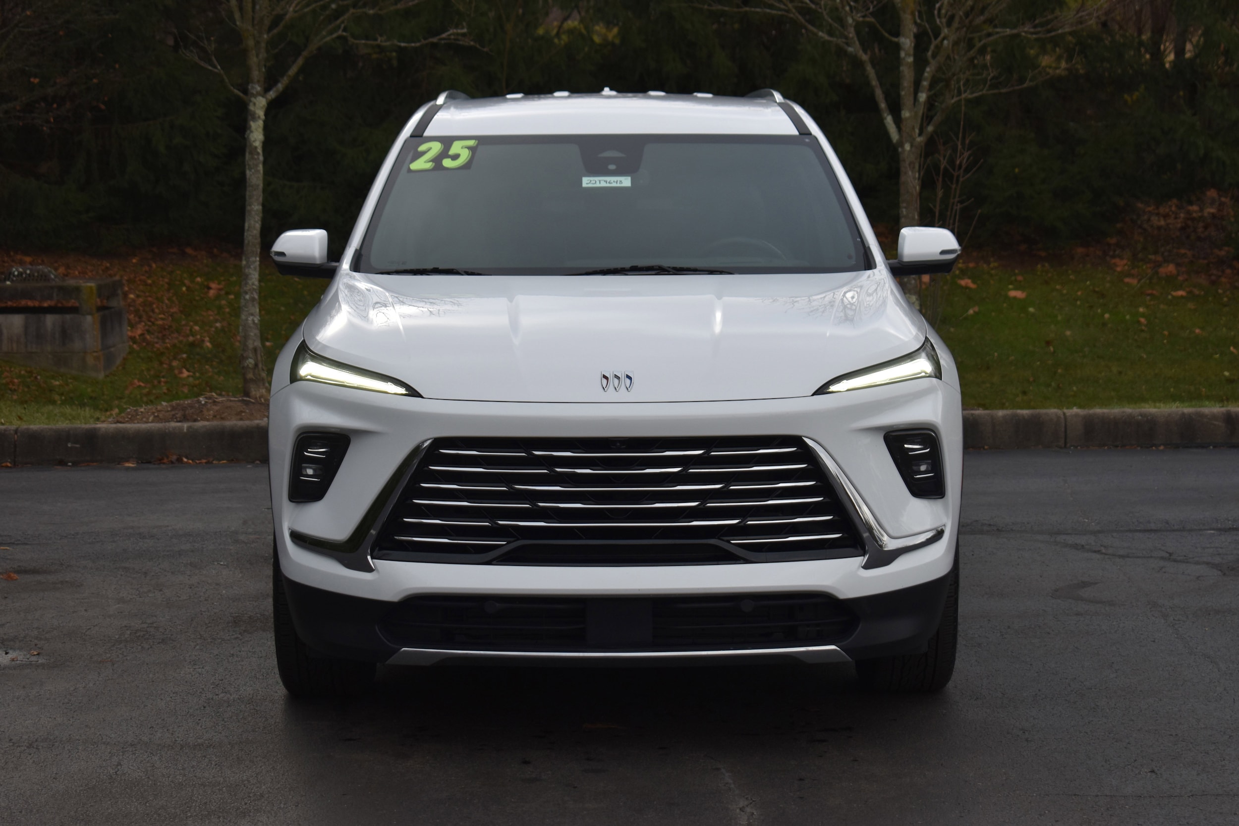 2025 Buick Enclave Preferred photo 2