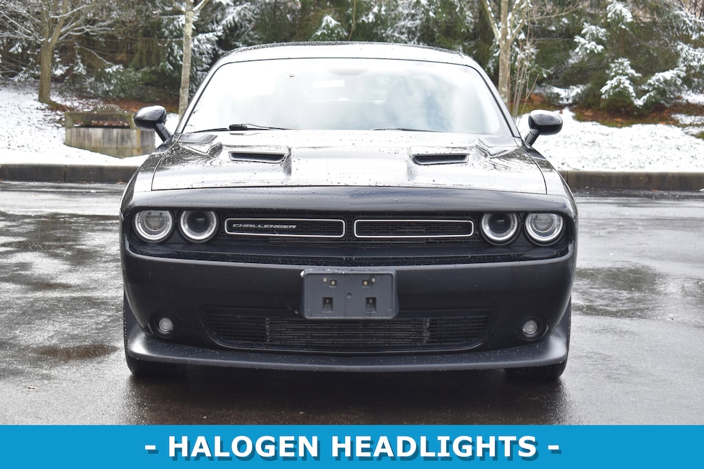 Used 2015 Dodge Challenger SXT Coupe