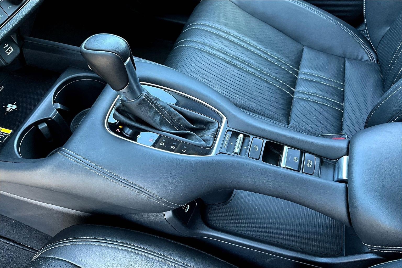 2024 Honda HR-V EX-L - Photo 18
