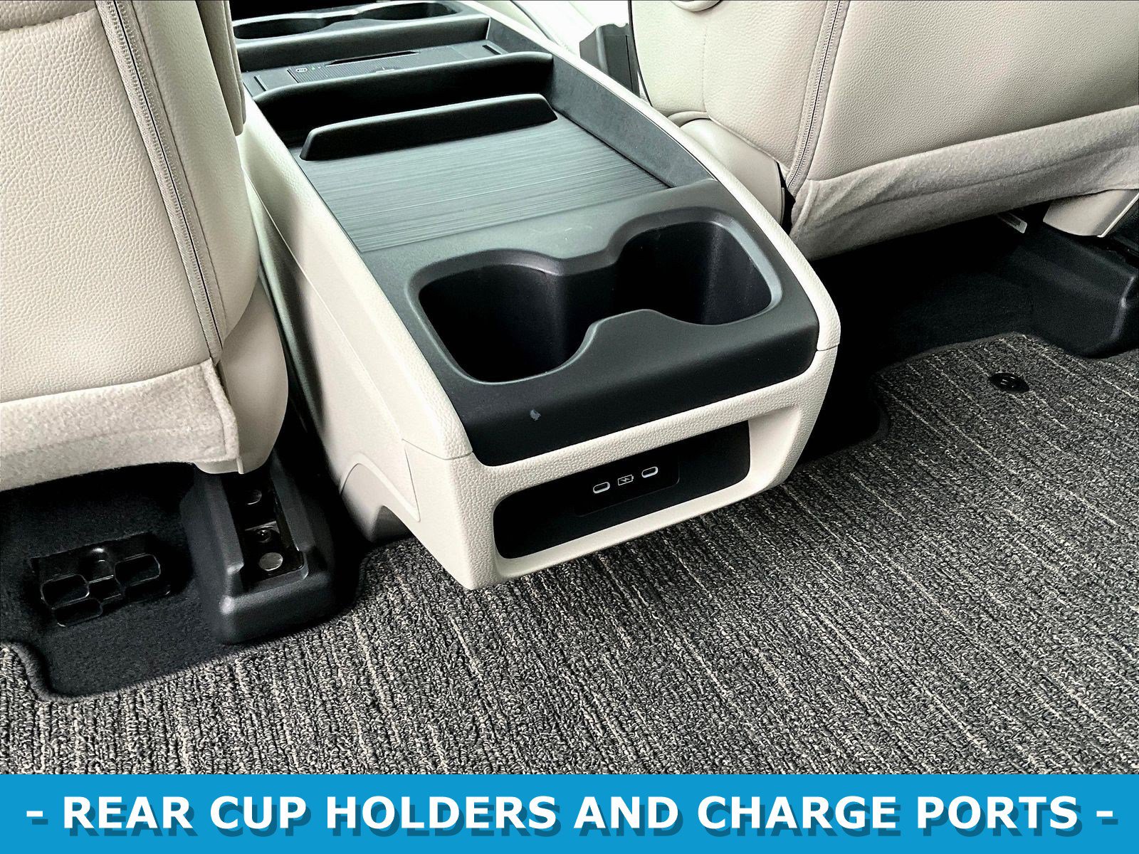 2025 Honda Odyssey Touring - Photo 13