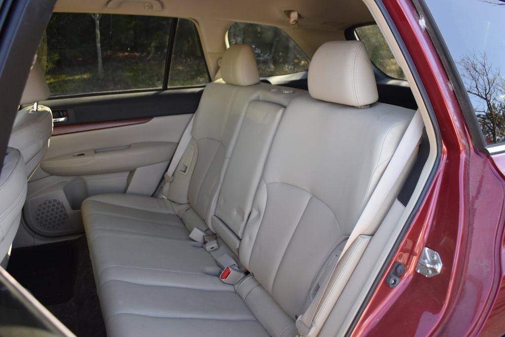 Used 2013 Subaru Outback 2.5i Limited (CVT) SUV