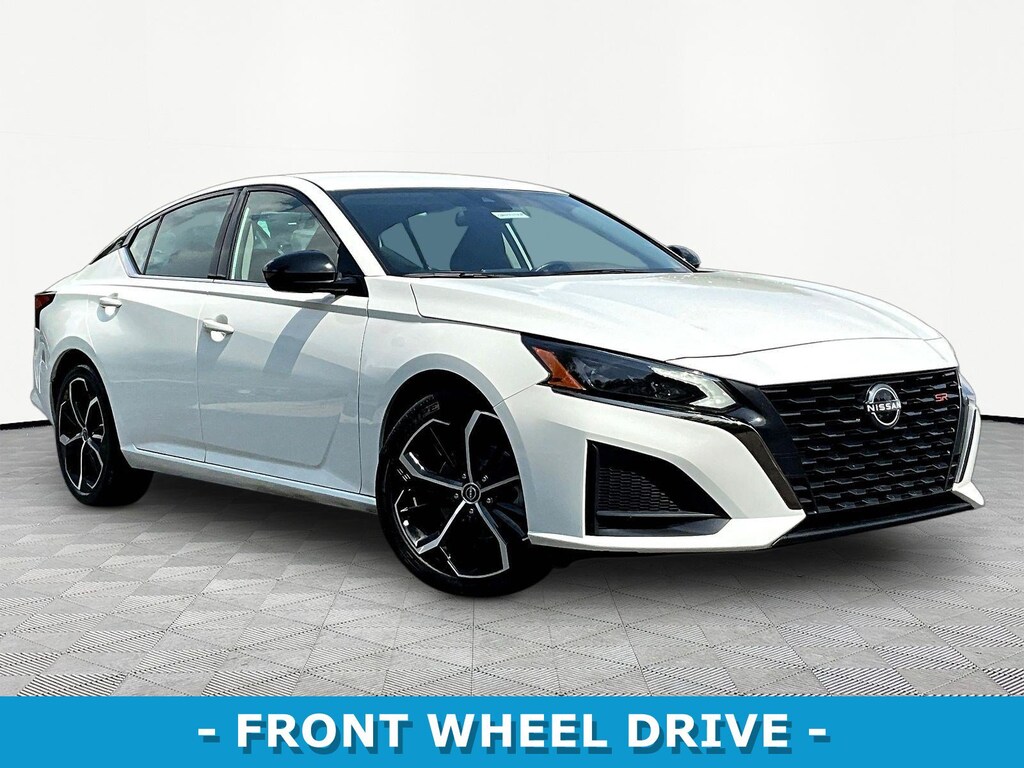 Used 2024 Nissan Altima 2.5 SR Sedan