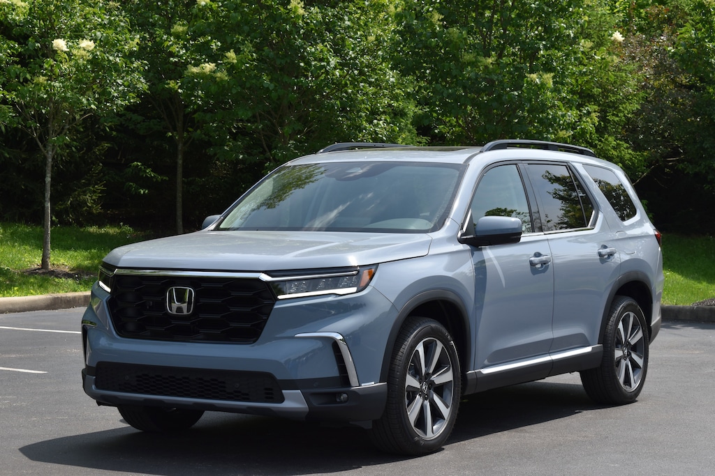 New 2025 Honda Pilot Touring SUV