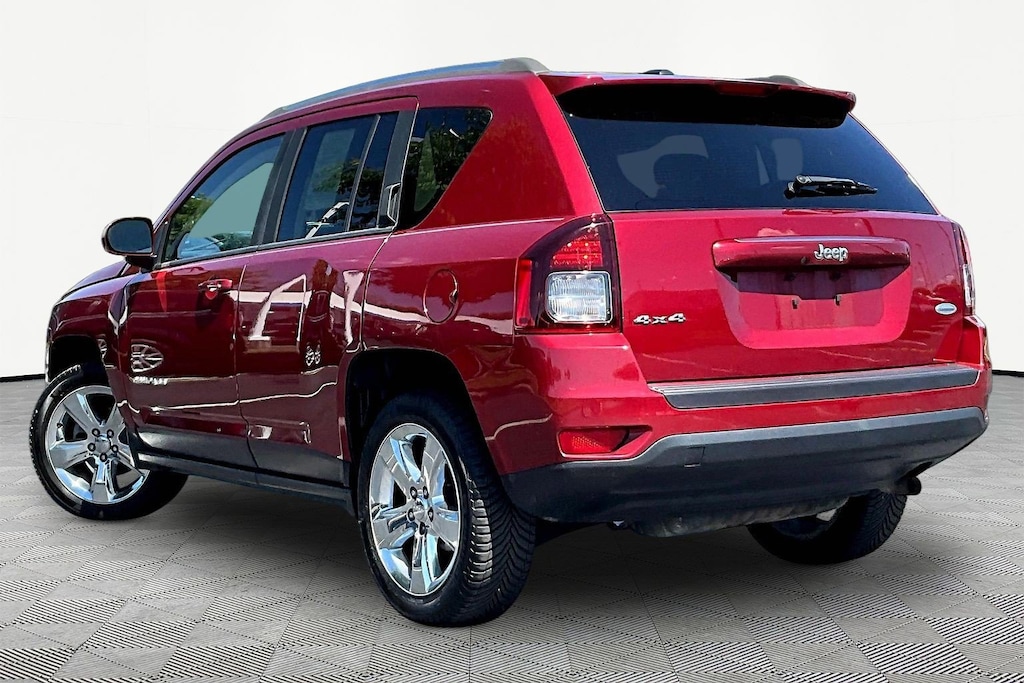 Used 2014 Jeep Compass Latitude 4x4 SUV