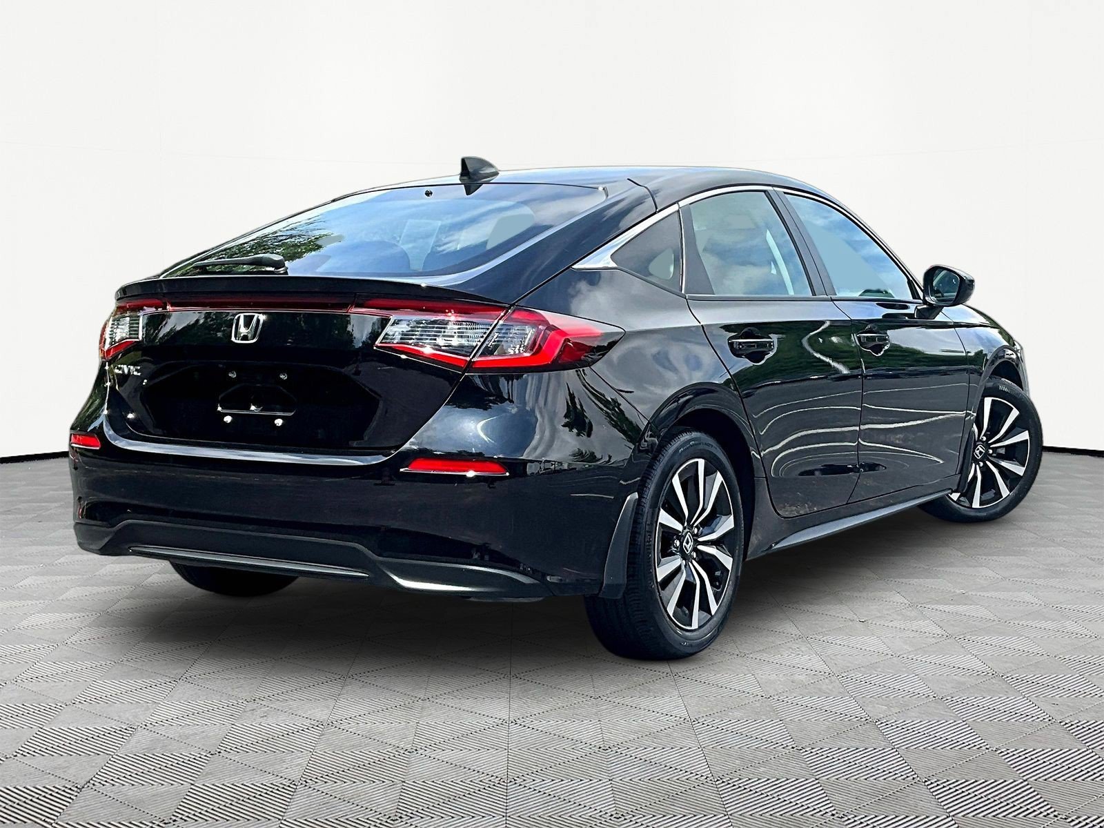 2024 Honda Civic Hatchback EX-L - Photo 8