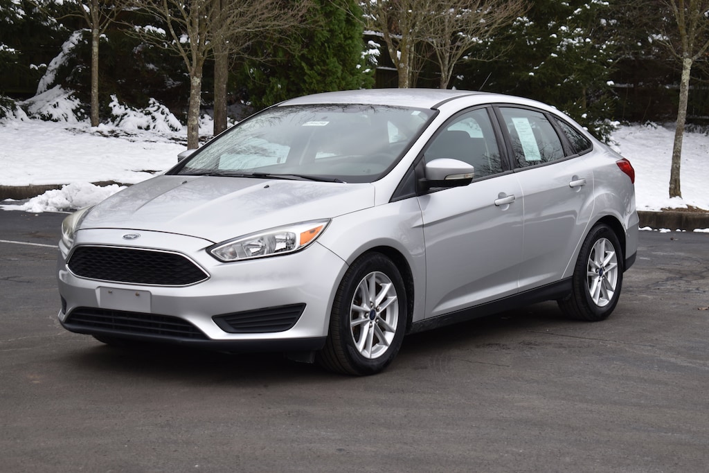 Used 2015 Ford Focus SE Sedan
