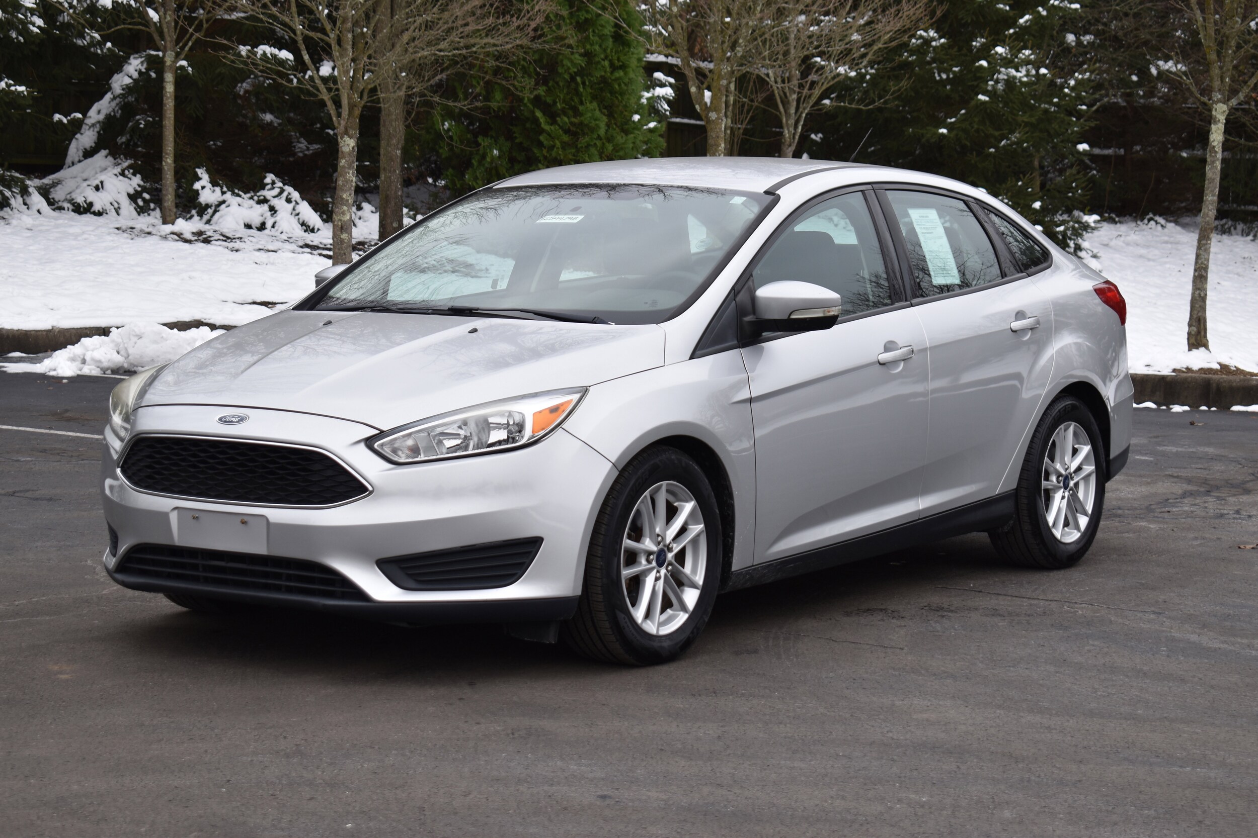 2015 Ford Focus SE photo 3